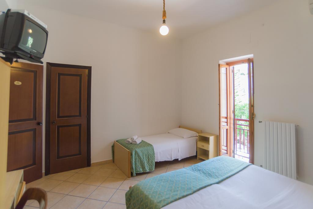 Hotel Alba Del Gargano Mattinata Exterior foto