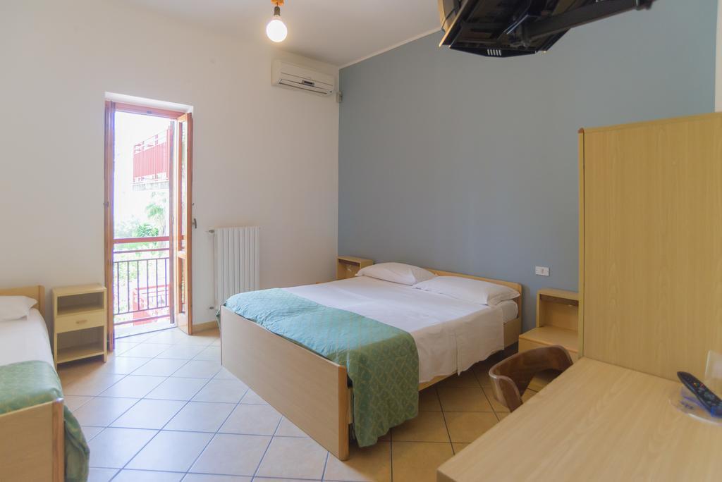 Hotel Alba Del Gargano Mattinata Exterior foto